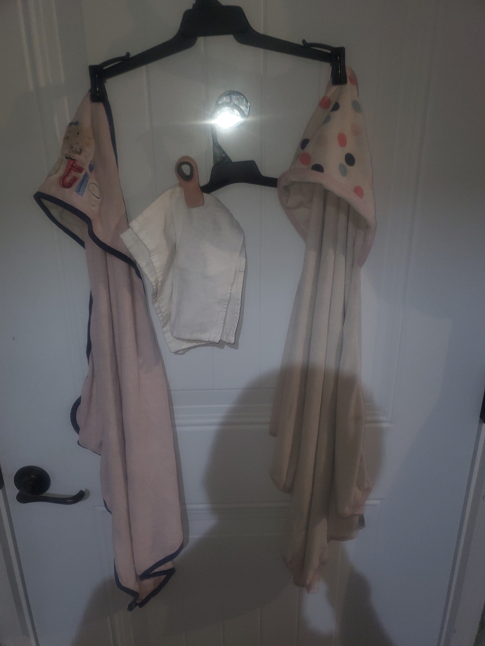 2Kids Hooded Towel And Wash Cloth Bundle